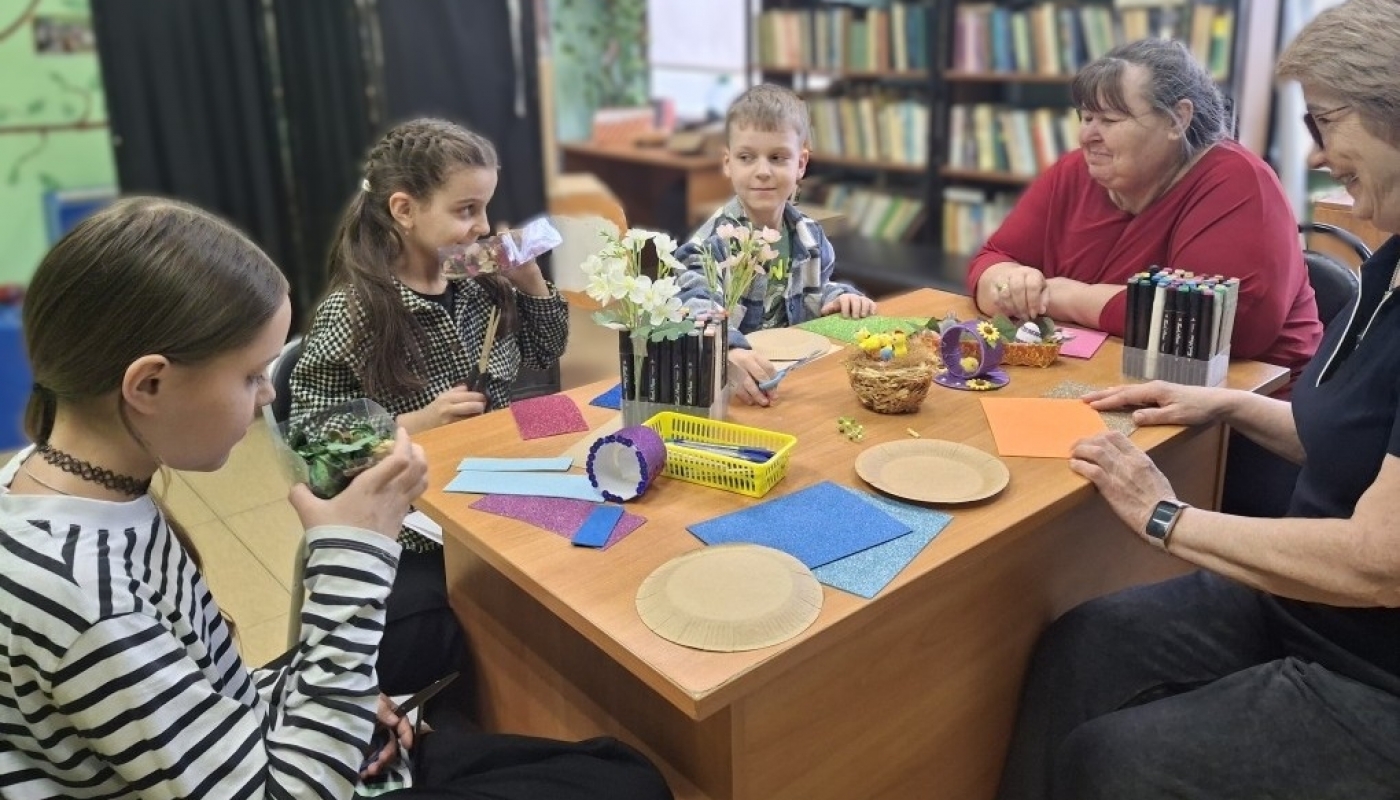 Юные жители муниципального округа Чехов приняли участие в увлекательном мастер-классе «Пасхальный сувенир»!